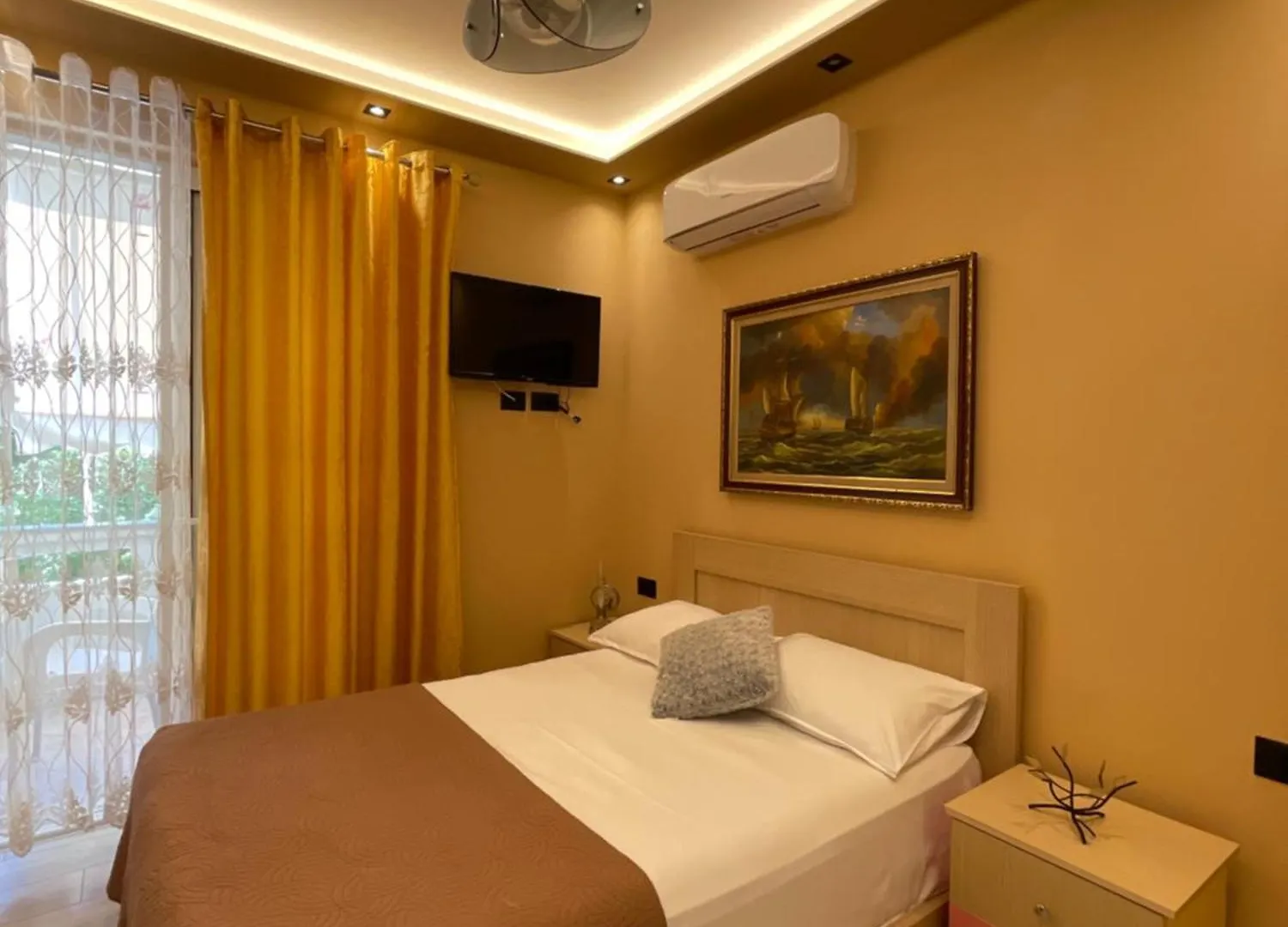 Latifi Guesthouse Gjirokaster