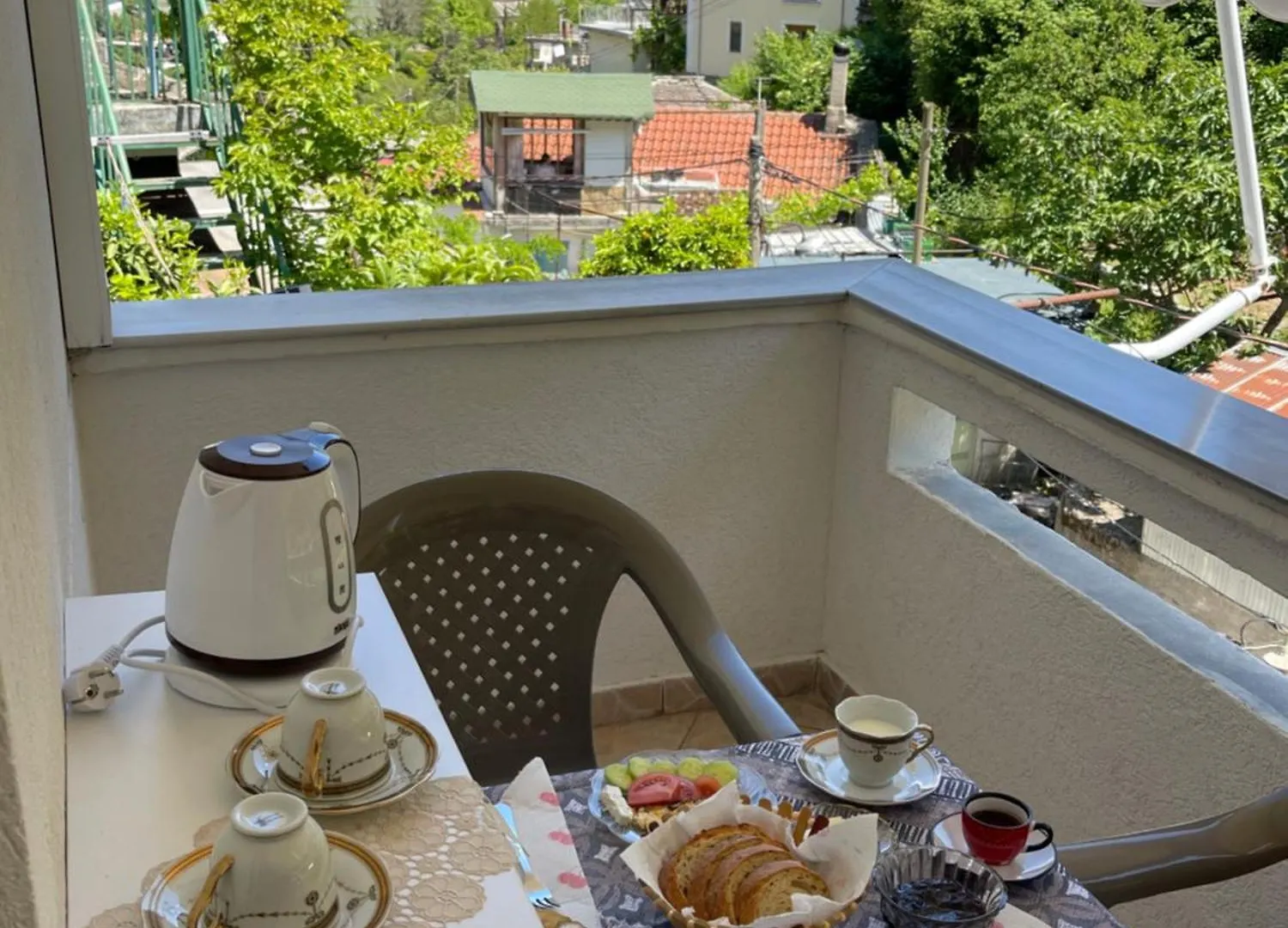 Latifi Guesthouse Gjirokaster Albania