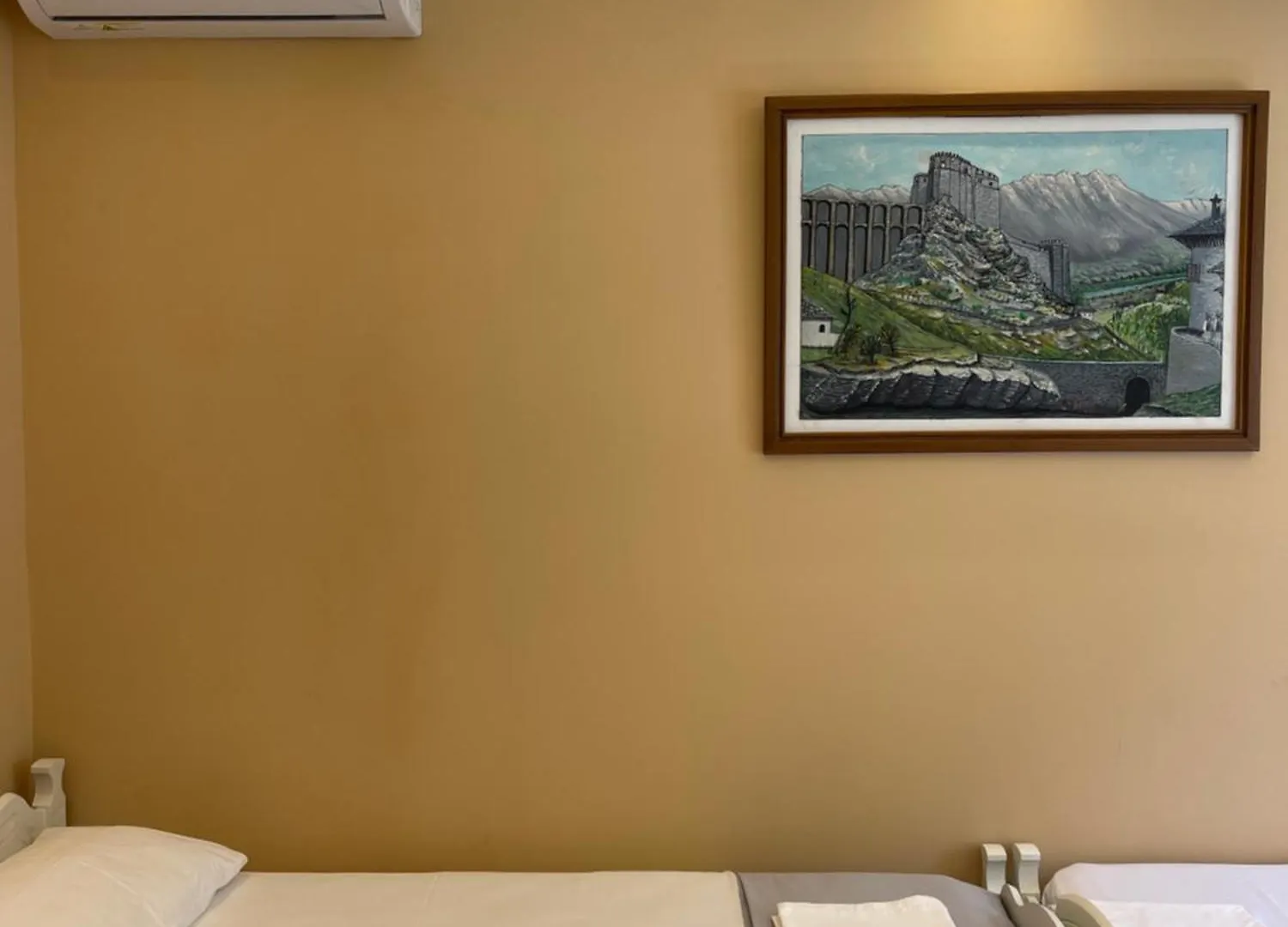Latifi Guesthouse Gjirokaster Guest house