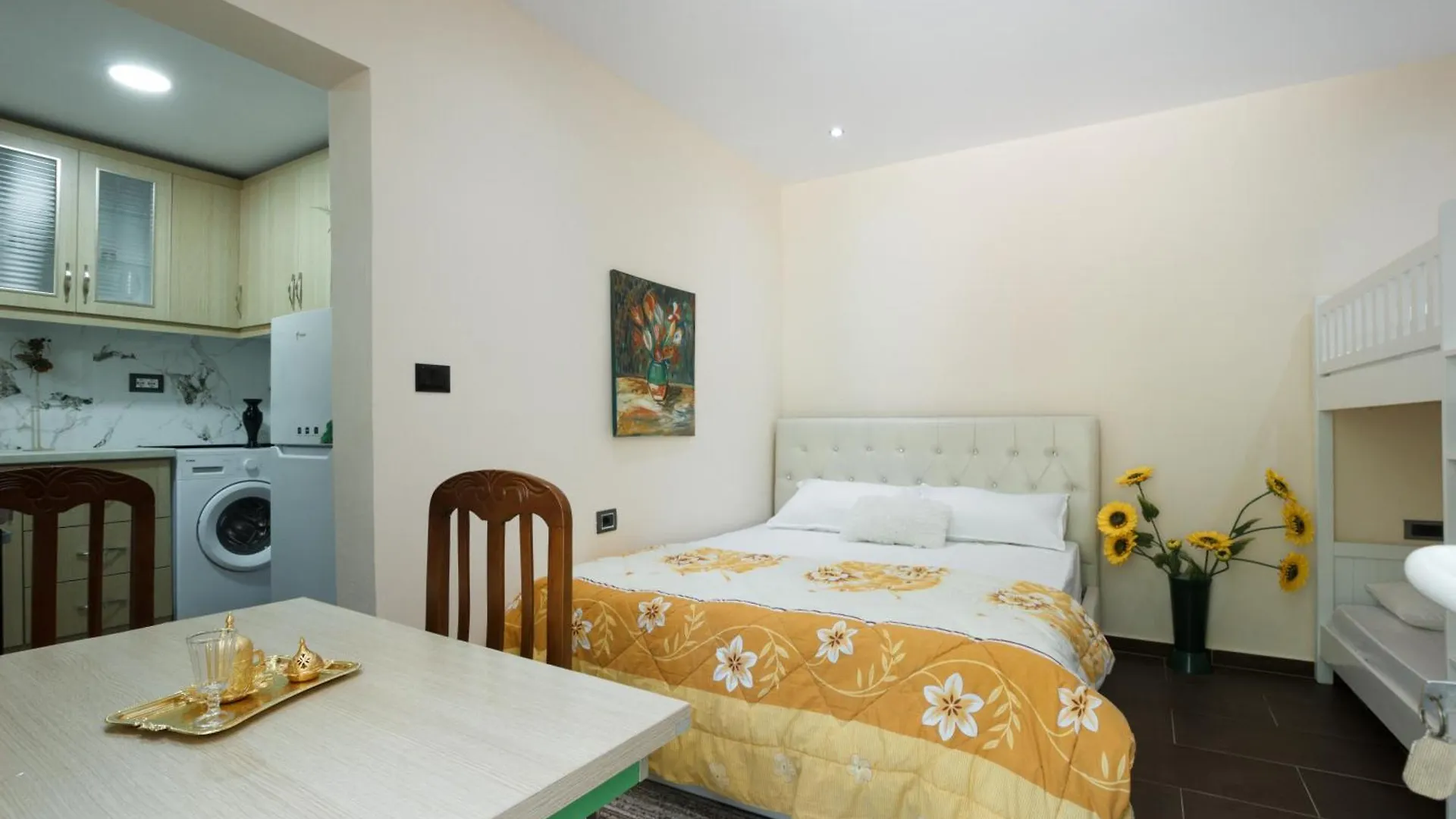 Latifi Guesthouse Gjirokaster
