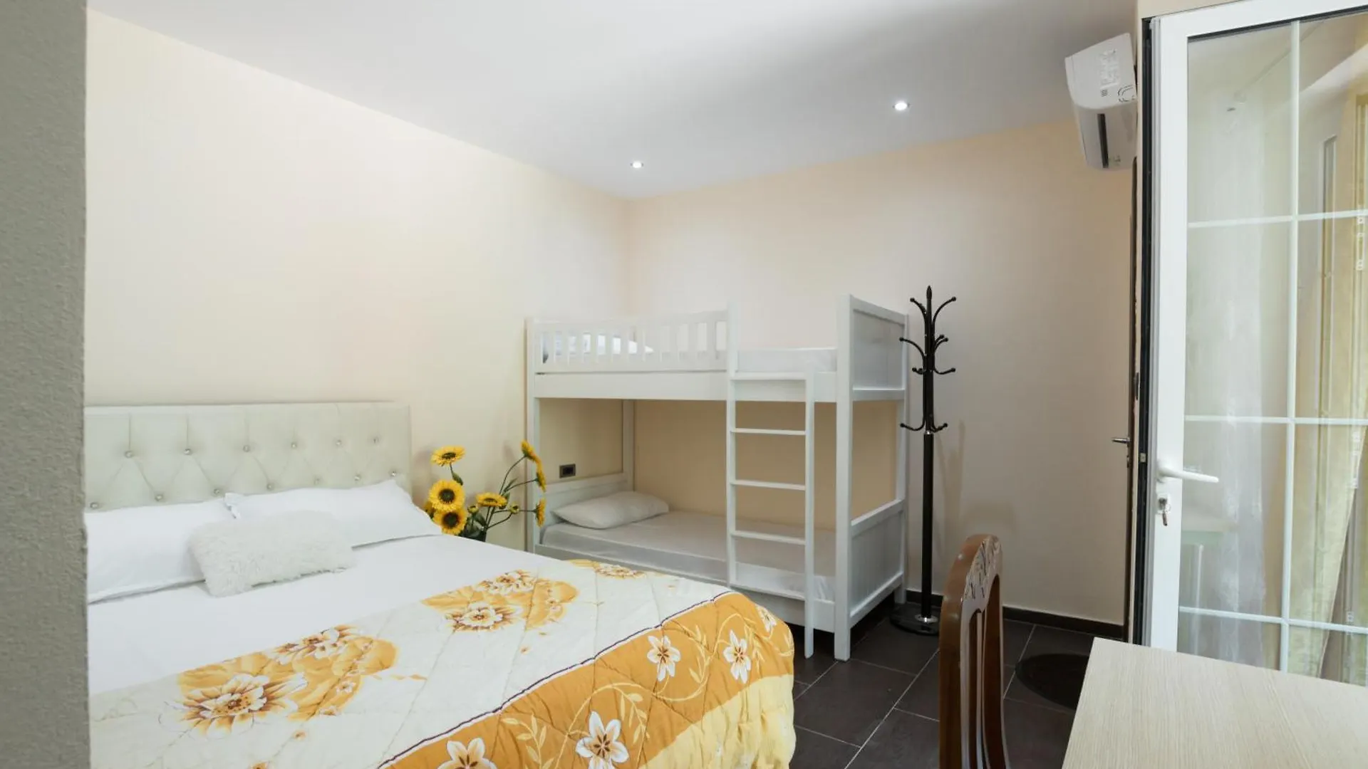 Guest house Latifi Guesthouse Gjirokaster