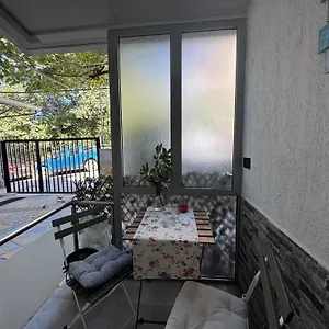 Apartament Double17, Gjirokastra